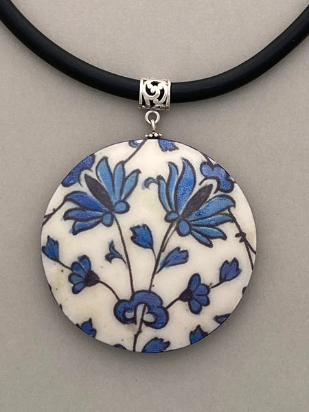 Pendant Necklace: Vine Design