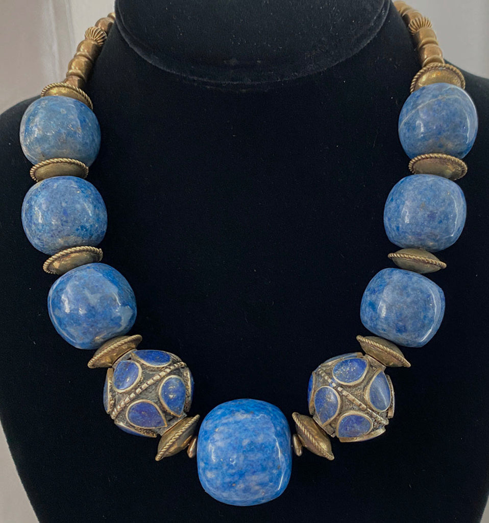 Chunky Blue Bead Wood Parrot Statement Necklace – Shop Thrift World